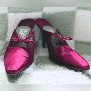 Salvatore Ferragamo Fuchsia Satin Bow Pointed-Toe Heels